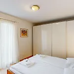 Executive 2br Near And Center - Dufour 4 Διαμέρισμα